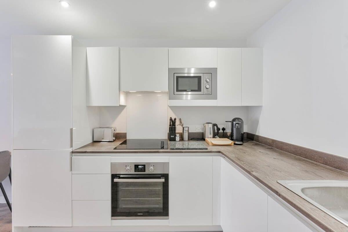 Central Birmingham 1 Bedroom Apartment Екстериор снимка